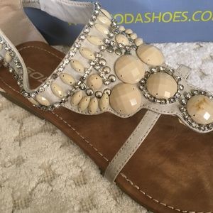 NWT cream sandals